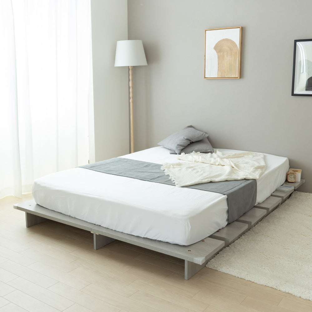 ステージベッド コンセント付き  木目調ローベッド- NERERU