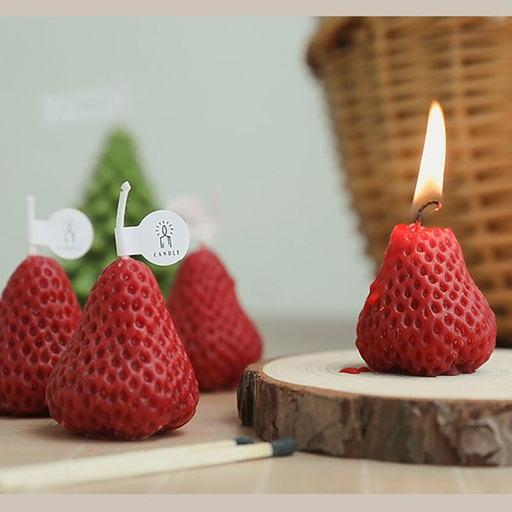 ストロベリーキャンドル4個セット #キャンドル #ソイキャンドル #ハンドメイド #ハンドメイドキャンドル #キャンドルのある暮らし #韓国キャンドル #オブジェキャンドル #韓国雑貨 #韓国インテリア #インテリア #캔들 #오브제캔들 #취미생활 #방스타그램 #방꾸미기 #ギフト #プレゼント