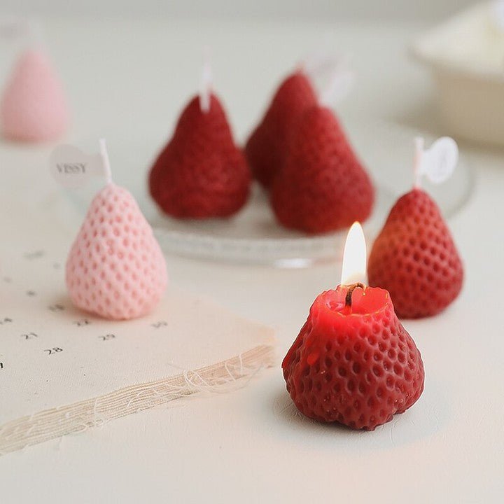 ストロベリーキャンドル4個セット #キャンドル #ソイキャンドル #ハンドメイド #ハンドメイドキャンドル #キャンドルのある暮らし #韓国キャンドル #オブジェキャンドル #韓国雑貨 #韓国インテリア #インテリア #캔들 #오브제캔들 #취미생활 #방스타그램 #방꾸미기 #ギフト #プレゼント