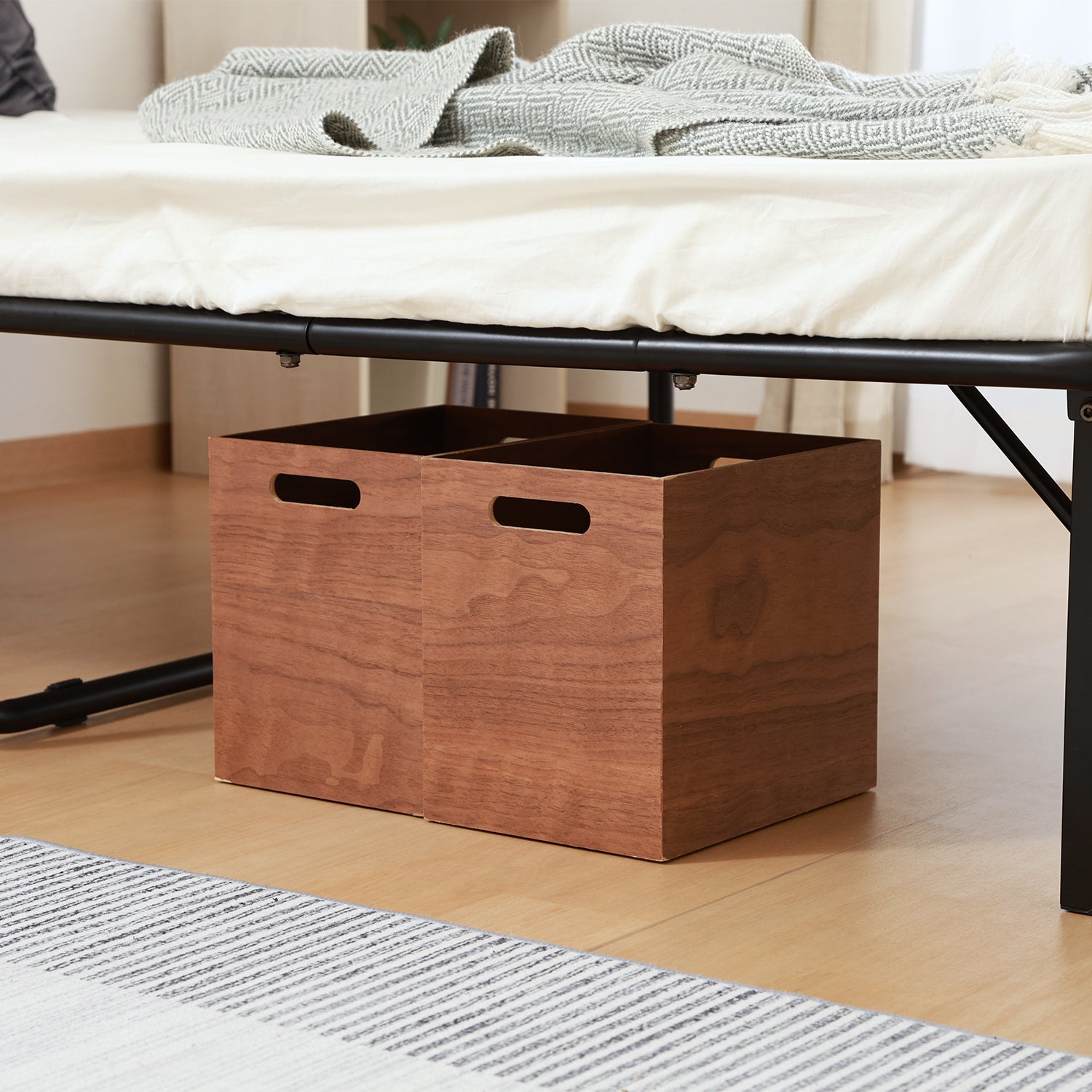 折りたたみパイプベッド (S)黒 来客用に購入しましたが使わないため出品します 工具不要 折りたたみパイプベッド | すべての商品 | UTOPIE（ユトピー）